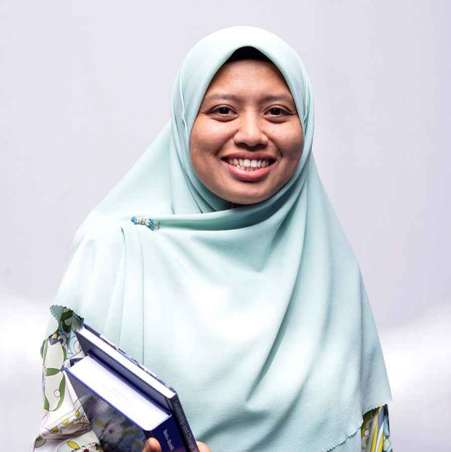 Prof. Ts. Dr. Sumaiya binti Zainal Abidin@ Murad